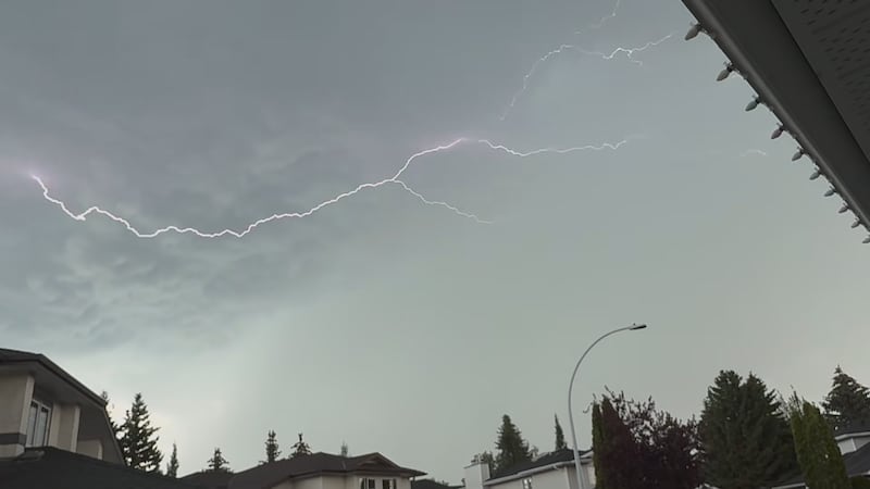 Woman struck by lightning in west Edmonton during afternoon storm