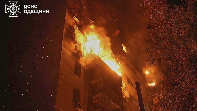 Russia pounds Ukraine with over 300 drones, killing 1 in Odesa