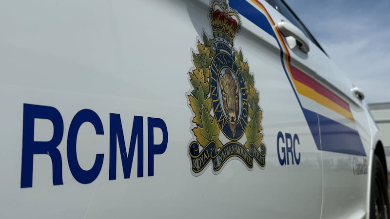 Pictou, N.S., man charged after allegedly stealing vehicles, fleeing police 