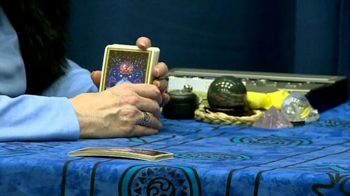 Two Ontario men lose $75,000 and $80,000 in psychic scams