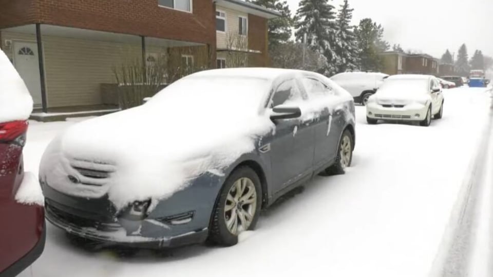 ‘Double whammy’: Spring snow and freezing rain across Canada
