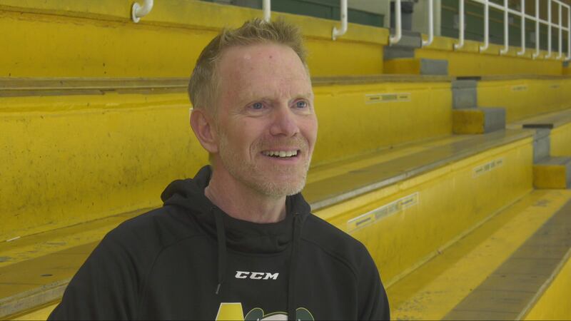 ‘It’s surreal’: University of Alberta hockey coach inducted into the Alberta Hockey Hall of Fame