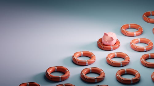 Signs you need to declare bankruptcy or file for consumer proposal