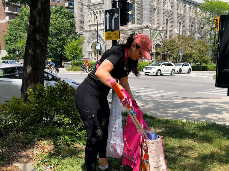 ‘Trashy Lady’ cleans up Montreal to support local animal shelter