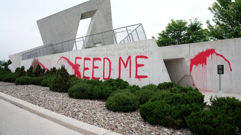 Former City of Ottawa lawyer pleads guilty to defacing National Holocaust Monument